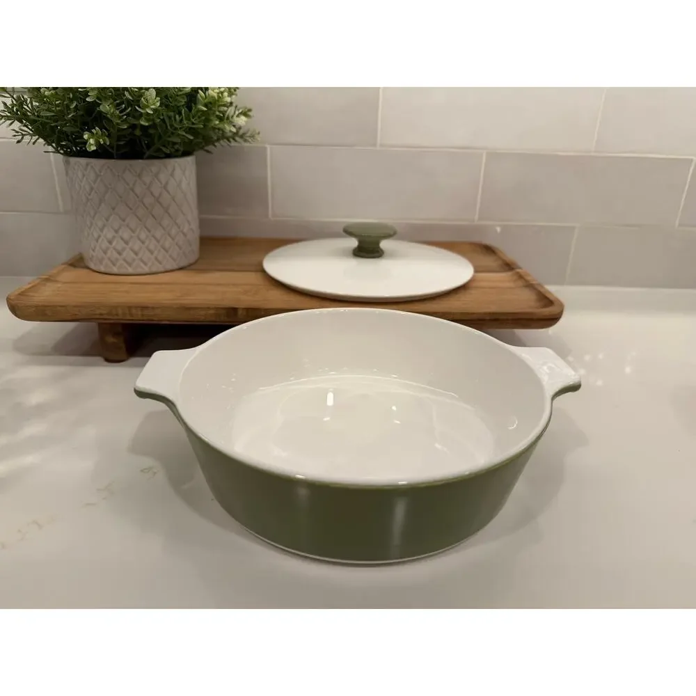 Vintage Corning Ware Avocado Green Circular Casserole‎ Dish with Lid One Quart